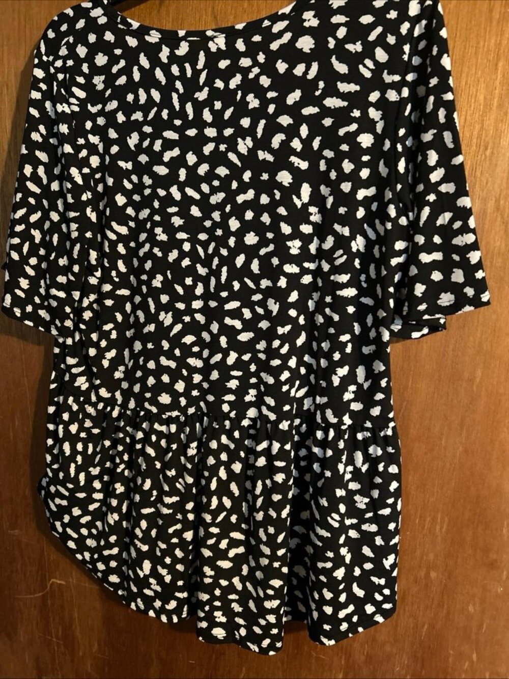 MTS Black with Cream Print Drop Ruffle Waist Top Large NWOT - Picture 4 of 4